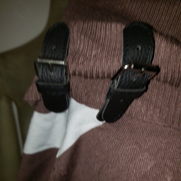 Short Sleeve Sweater Dress - Picture 3 of 6